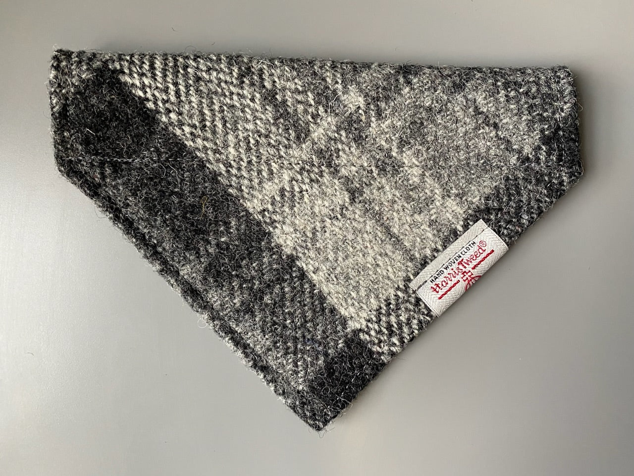 Harris Tweed dog bandana neckerchief in grey check tartan or plaid. Sizes S M L XL pet scarf