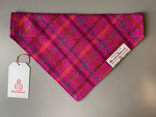 Harris Tweed dog bandana neckerchief in bright pink check tartan pattern. Sizes S M L XL pet scarf